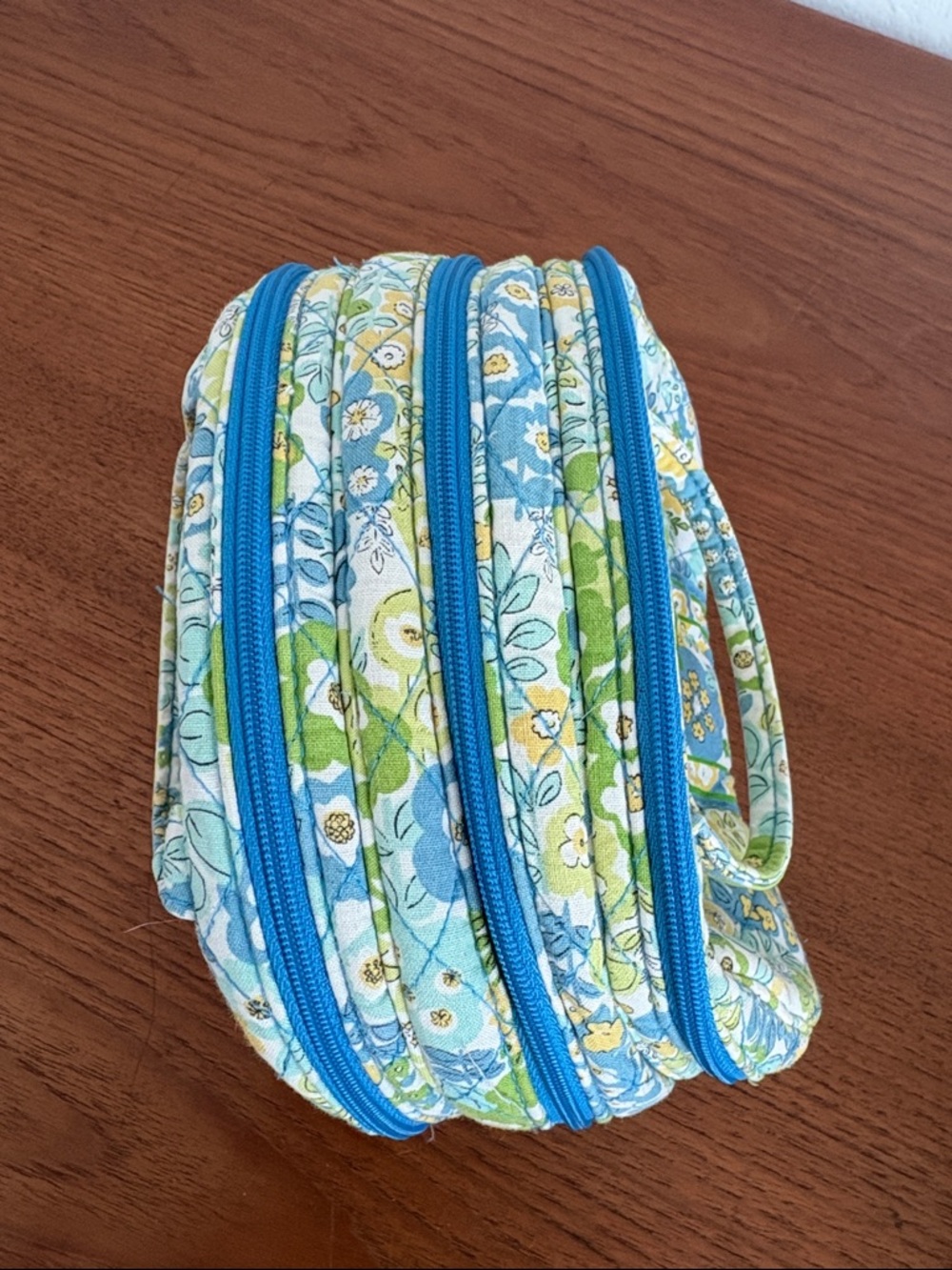 VERA BRADLEY English Meadow Travel Cosmetic Bag - Picture 2 of 6